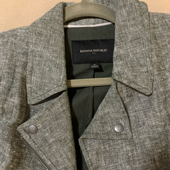 Banana Republic Linen/Rayon-Viscose Asymmetrical Zip Moto Jacket, size 0 - Picture 3 of 13